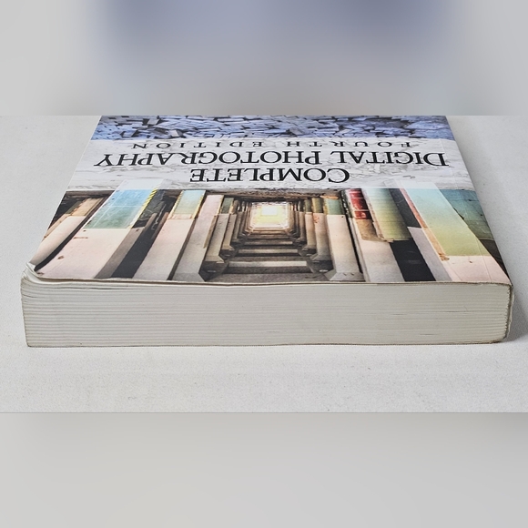 Complete Digital Photography Softcover Book Ben Long 4th Edition Includes CD ROM - Picture 6 of 16